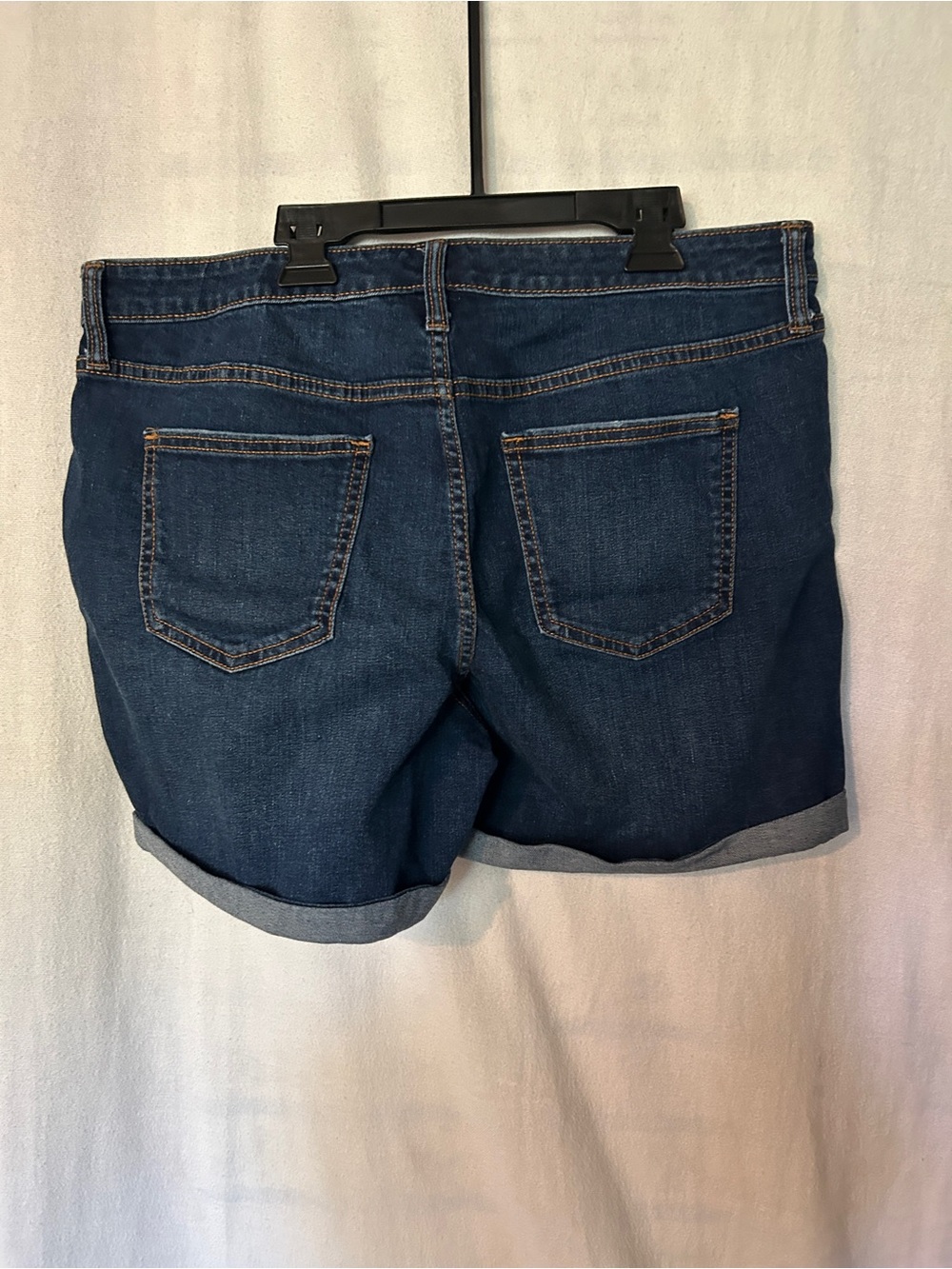 Universal Thread Blue Denim Shorts with Contrast Stitching - Picture 2 of 3